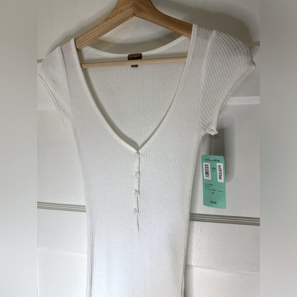 Nordstrom Halogen Short Cap Sleeve White Henley Ribbed V-Neck Cotton Tee - Picture 3 of 9